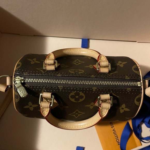 Louis Vuitton 2016 Monogram Nano Speedy - Authentic - Picture 3 of 11
